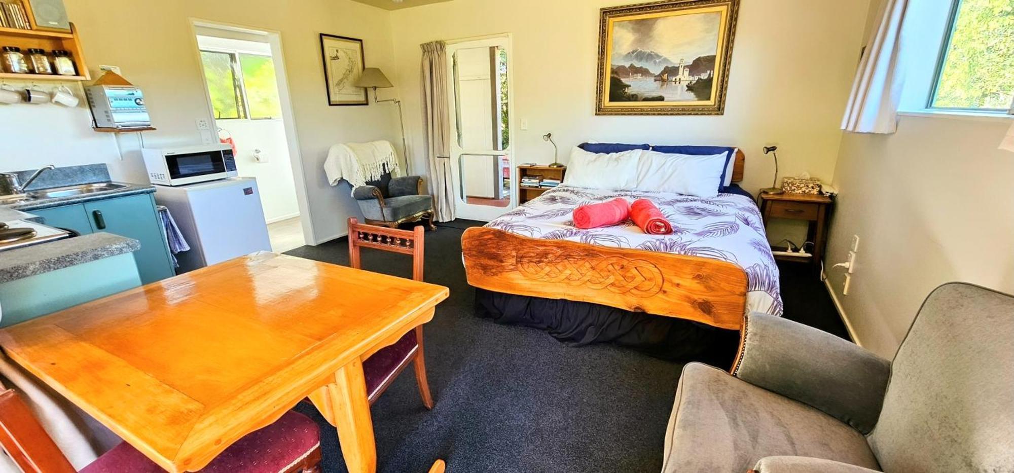 Waterwheel Cottage Upper Moutere エクステリア 写真