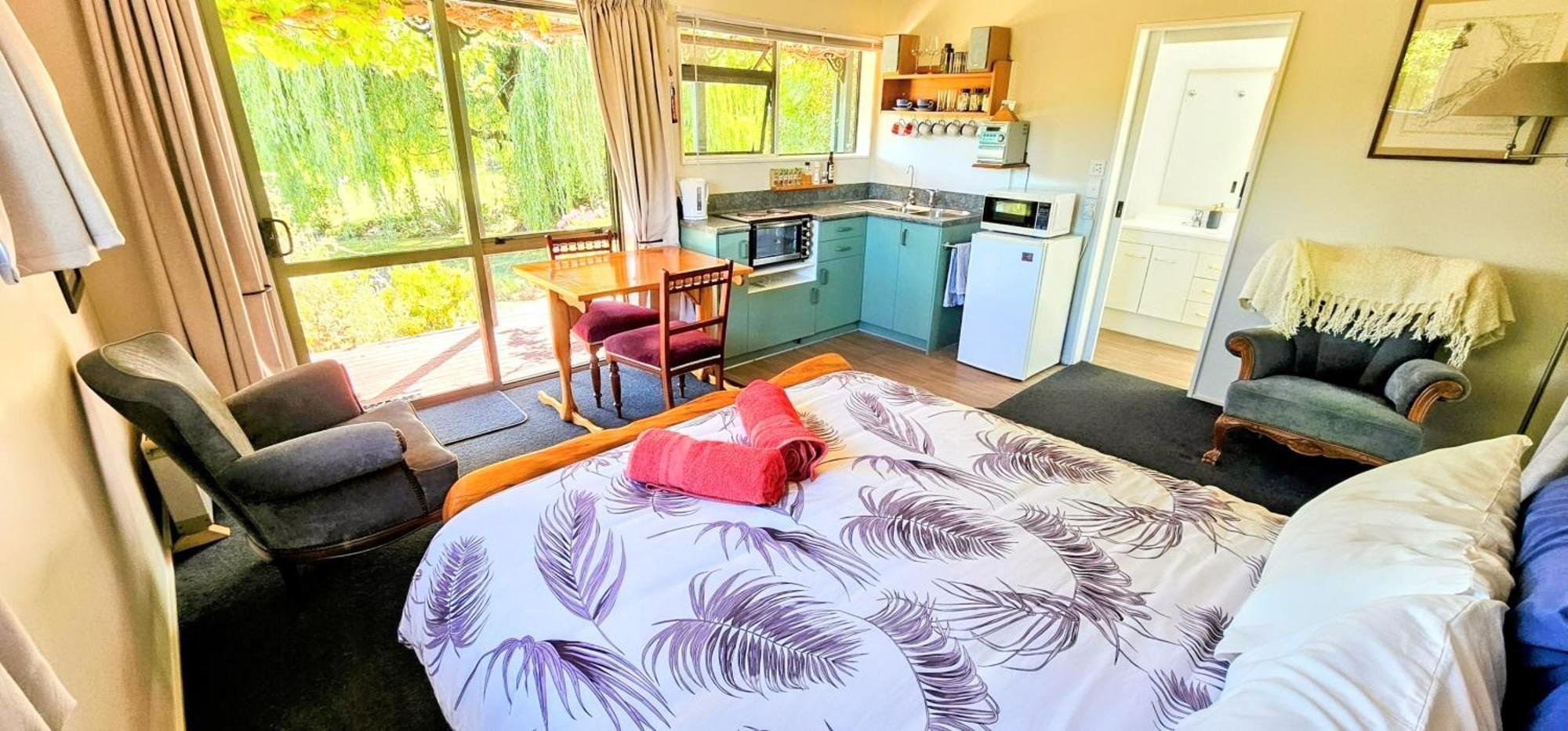 Waterwheel Cottage Upper Moutere エクステリア 写真