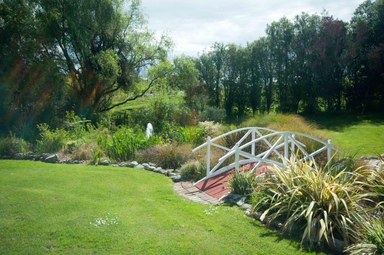Waterwheel Cottage Upper Moutere エクステリア 写真